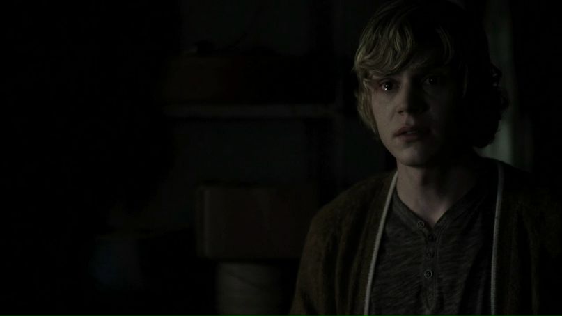 Tate Langdon фотография #26