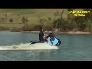 По воде, как по суше.