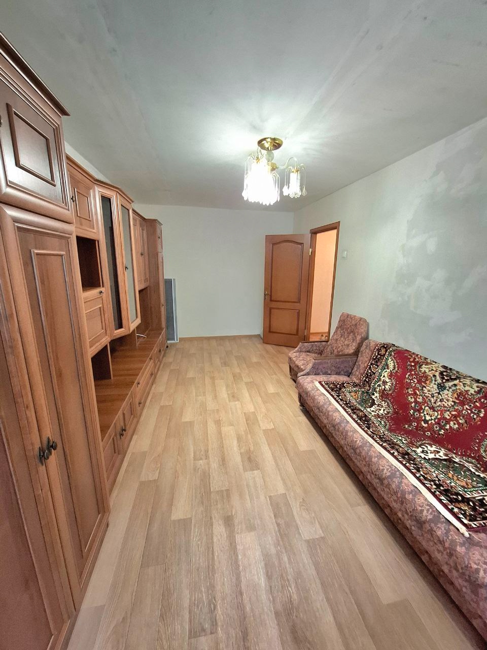 Продам 1-к квартиру
кв. Комарова
(р-н маг.Перестройка) Жовтневый р-н
г. Луганск.
3/5 эт., 32 м2 общ. площ.
Дом кооперативный.
Квартира в отлично...